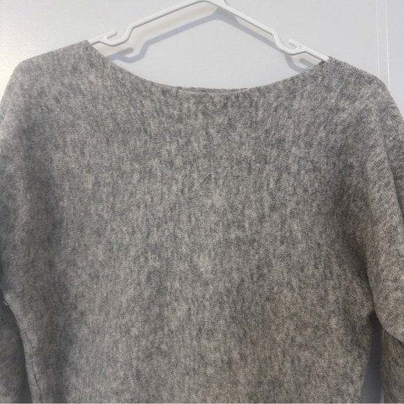 Banana Republic Grey Boat Neck Cropped Merino Wool Sweater Size XS Women’s - Picture 4 of 9
